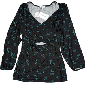 Envie De Fraise Maternity Nursing Top Womens Size 8/10 NWT